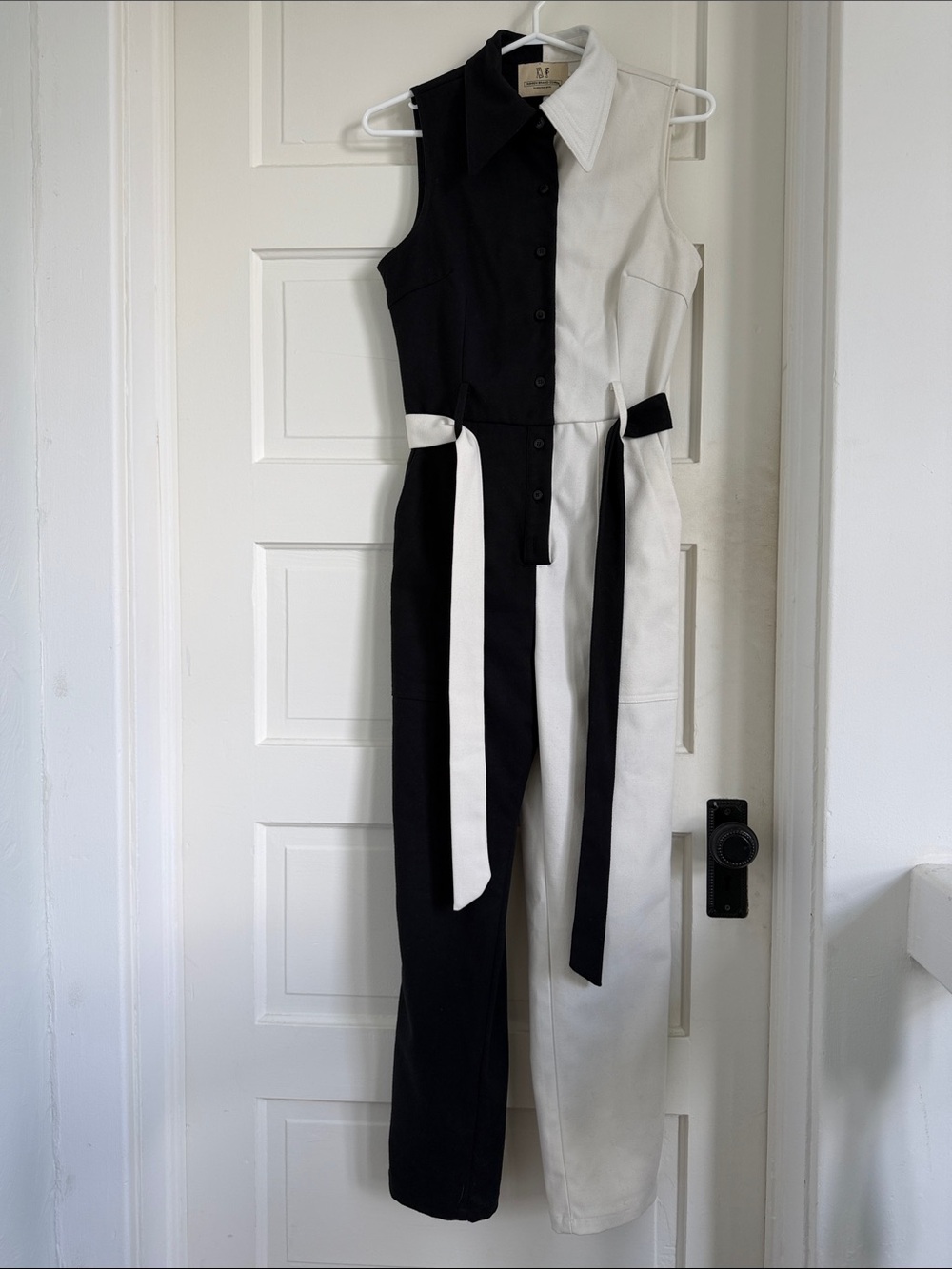 Fashion Brand Company Directors Jumpsuit, Small - Picture 4 of 8